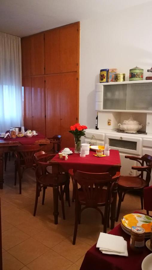 Boni Room And Breakfast Molinella Exterior foto