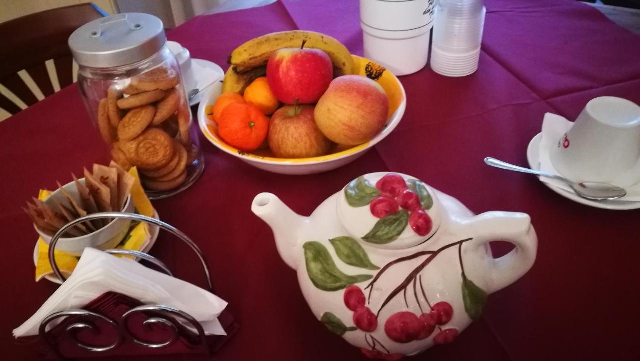 Boni Room And Breakfast Molinella Exterior foto